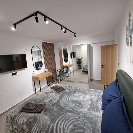 Patras Blue Sea And Sky Deluxe Apartment Bagian luar foto