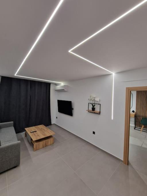 Patras Blue Sea And Sky Deluxe Apartment Bagian luar foto