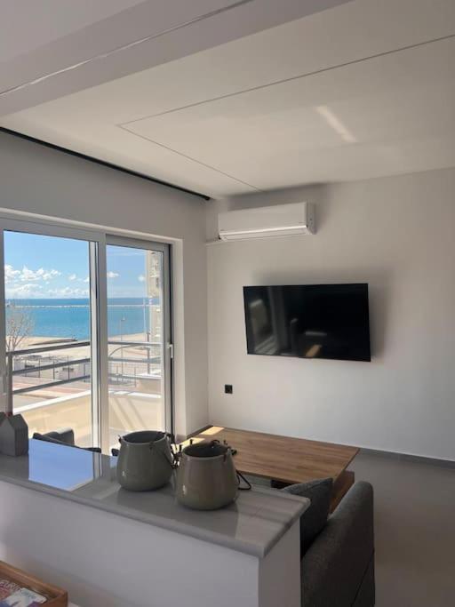 Patras Blue Sea And Sky Deluxe Apartment Bagian luar foto