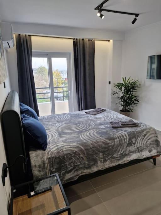 Patras Blue Sea And Sky Deluxe Apartment Bagian luar foto
