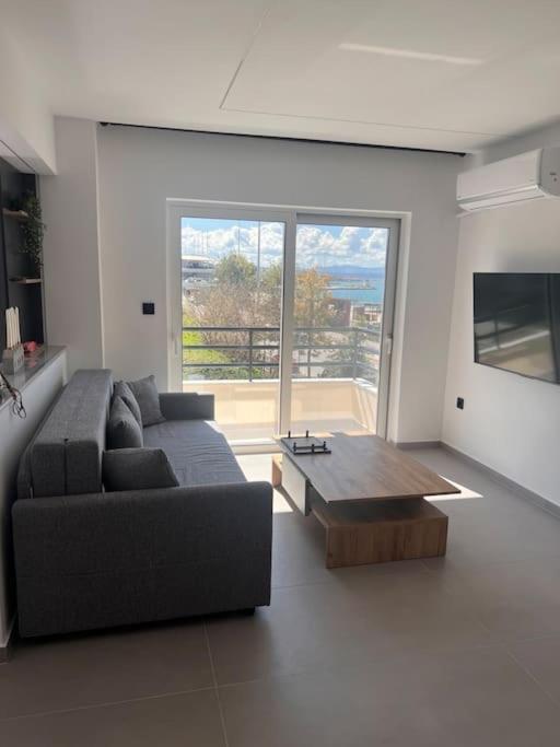 Patras Blue Sea And Sky Deluxe Apartment Bagian luar foto