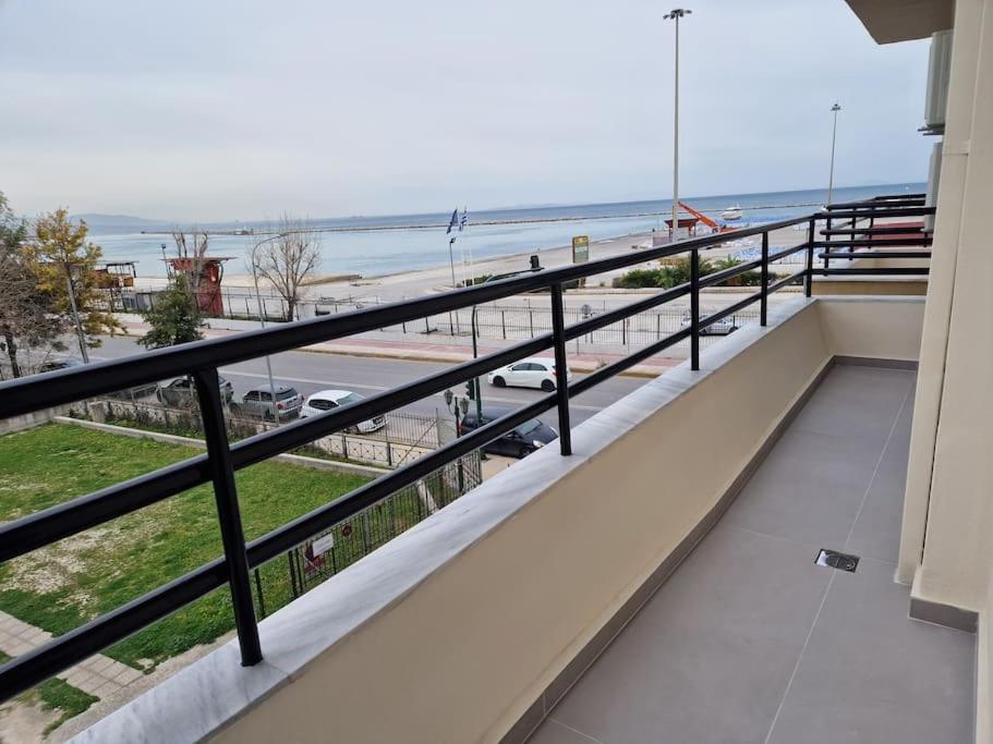 Patras Blue Sea And Sky Deluxe Apartment Bagian luar foto
